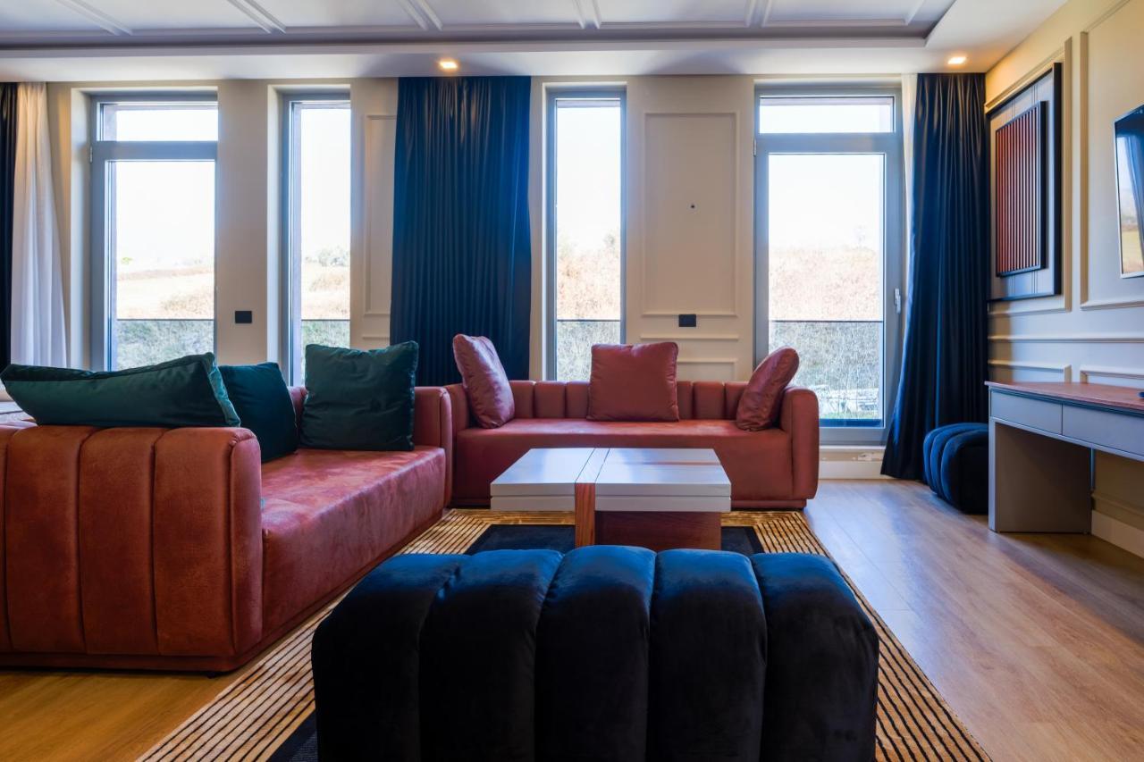 Hotel Royal East Mjull-Bathore
